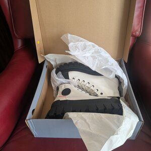 Palladium Revolt HI TX Star White w/Black Sole Lace-Up Boots Size 9 - Streetwear